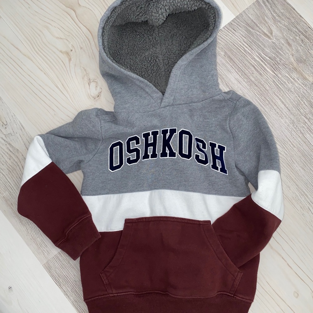 Oshkosh boys Hoodie.